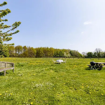 Domein Tombos Tatil Evi